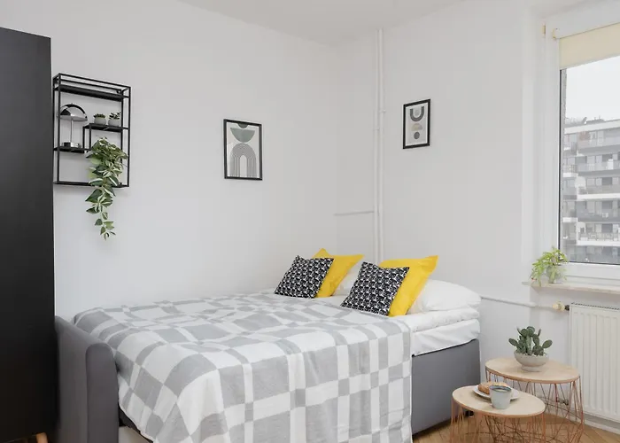 شقة Compact For 2 In With Air Conditioning By Renters وارسو